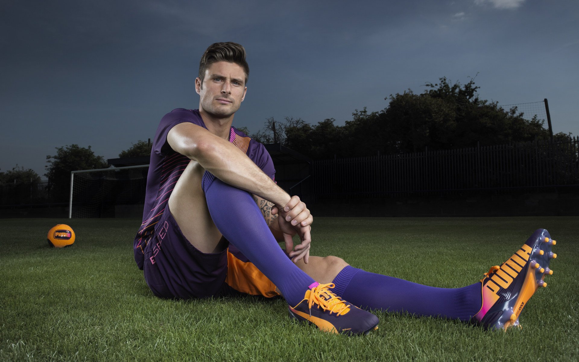 哈兰德赛事官方发布问鼎冠军新规，皇家马德里争议不断！